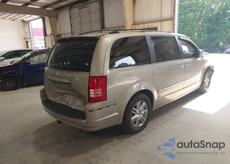 2008 Chrysler Town & Country Limited z USA, uszkodzony, nr VIN 2A8HR64X28R691450